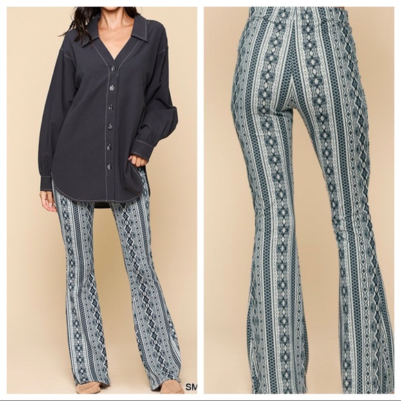 Ethnic print pull on fabulous bell bottom pants - Picture 3 of 3